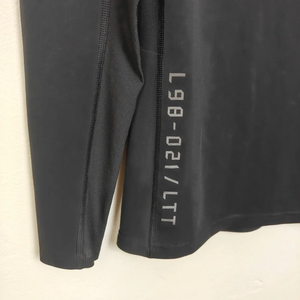 Lululemon Vital Drive Long Sleeve Shirt Mens Medium Black Bonded Seamless Gym